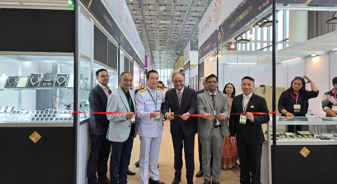 nagesh_singh_india_pavilion_bangkok_show