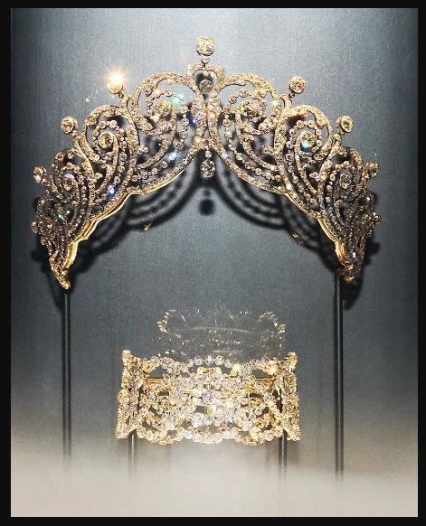 cartier_rare_jewels_london_1.jpg